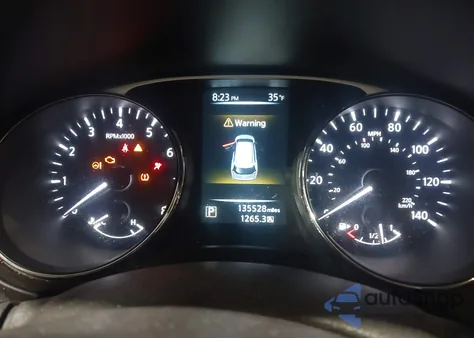 2015 Nissan Rogue Sv z USA, uszkodzony, nr VIN 5N1AT2MV4FC880202